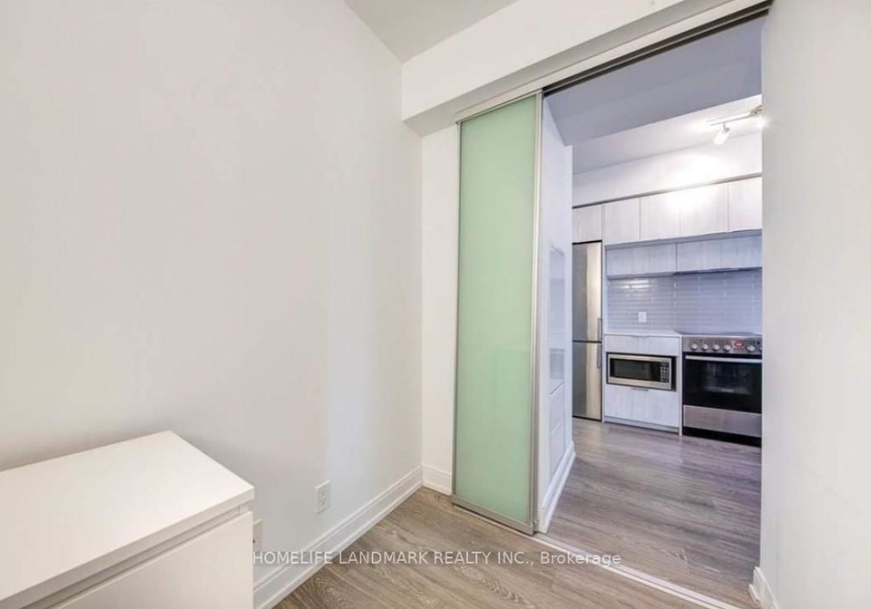 181-dundas-street-e-toronto-ontario-c13226032