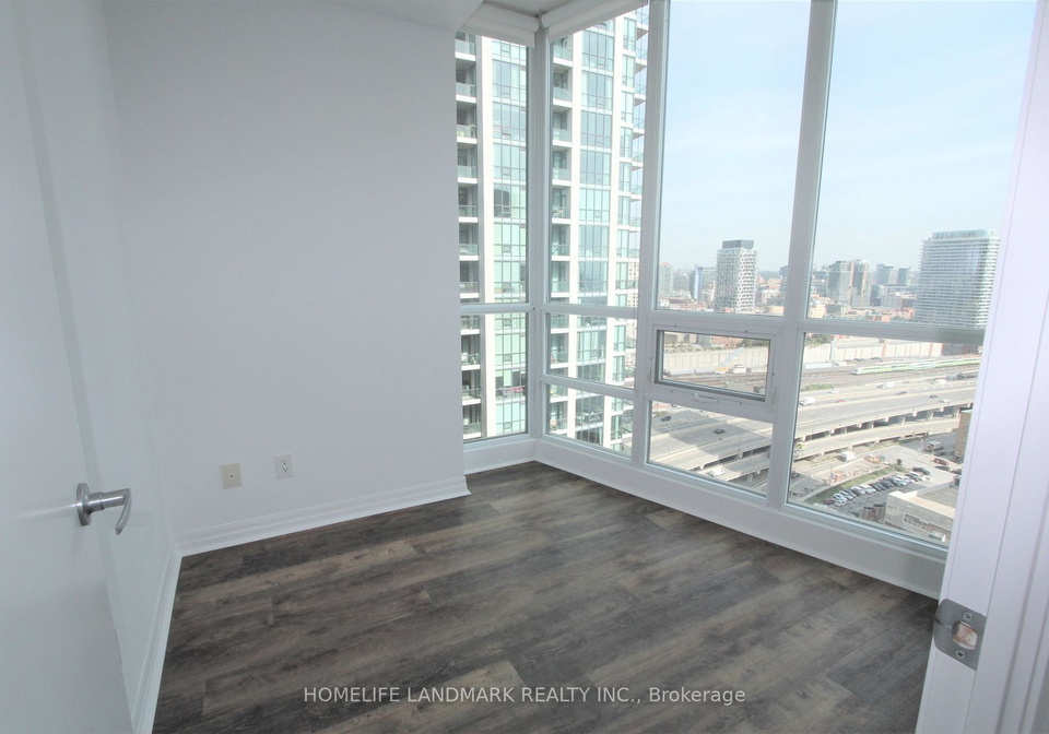 12-yonge-street-toronto-ontario-c13226064