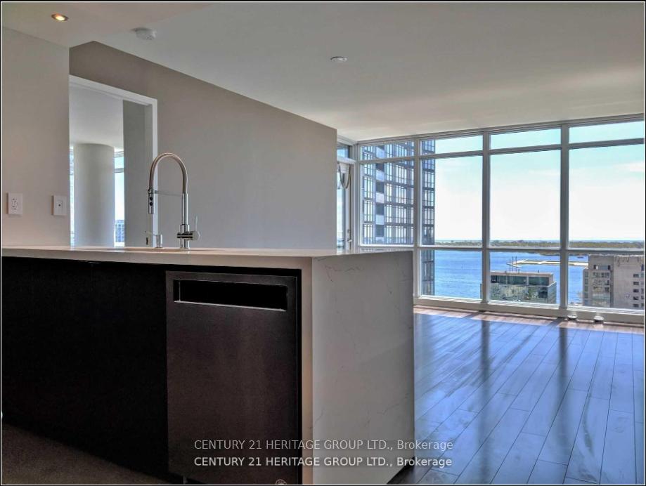 15-fort-york-boulevard-toronto-ontario-c13226098