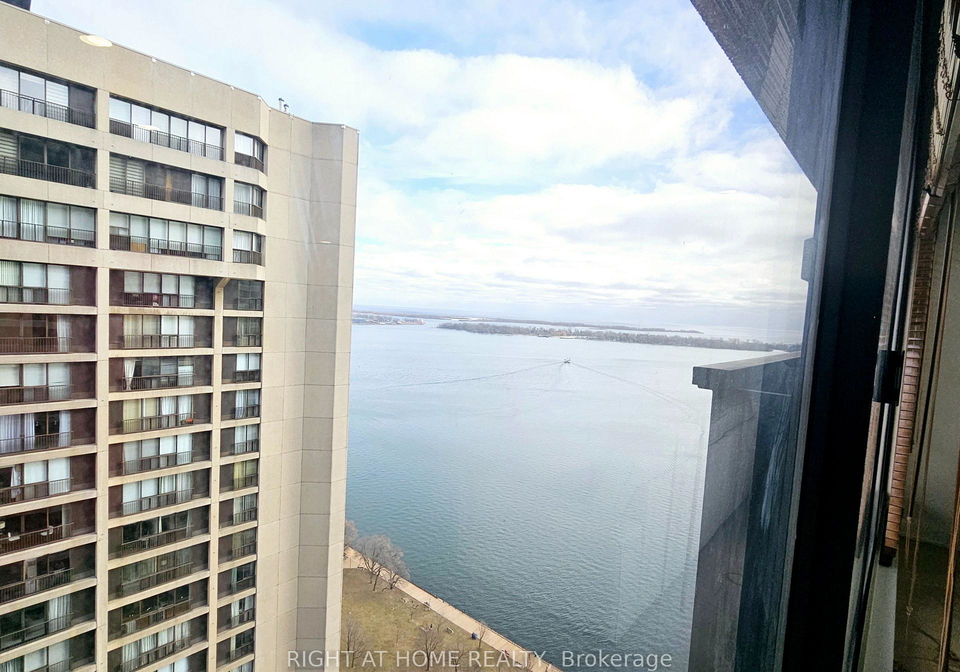 65-harbour-square-toronto-ontario-c13226146