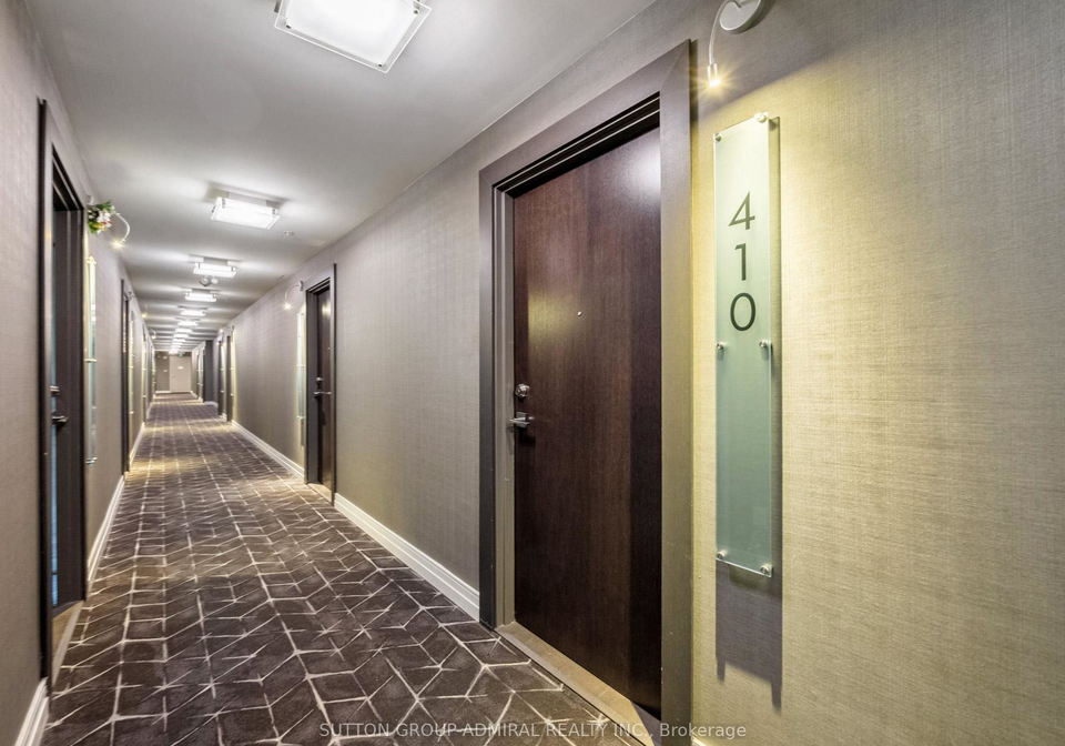 90-niagara-street-toronto-ontario-c13226312