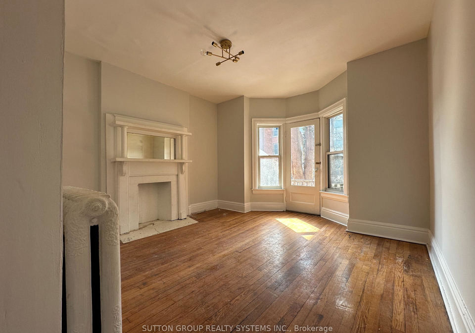 237-dovercourt-road-toronto-ontario-c13226504