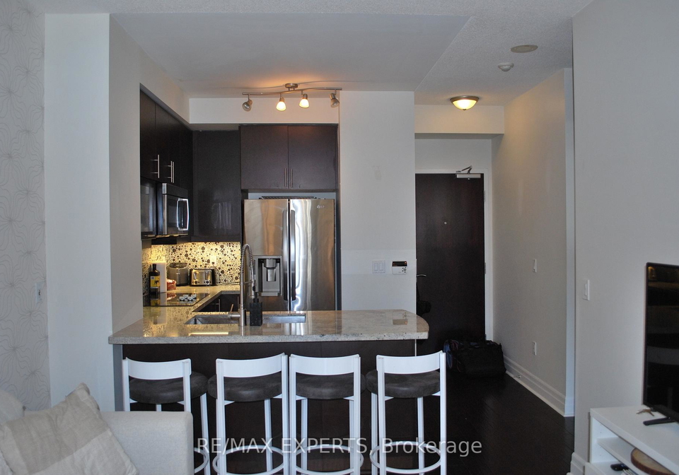 35-balmuto-street-toronto-ontario-c13226558