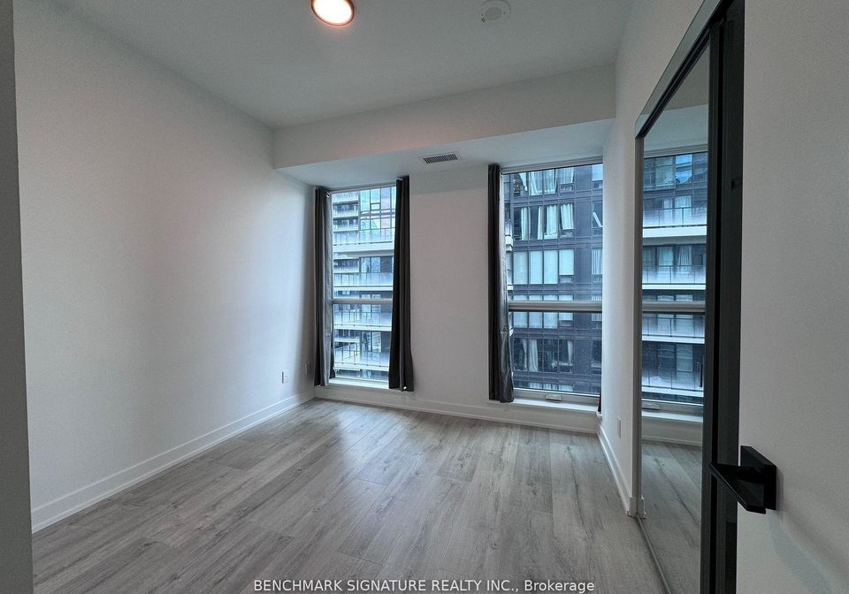 327-king-street-w-toronto-ontario-c13226582