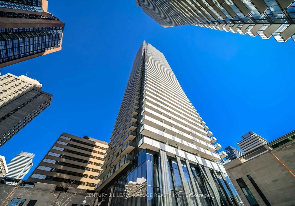 1080-bay-street-toronto-ontario-c13226750