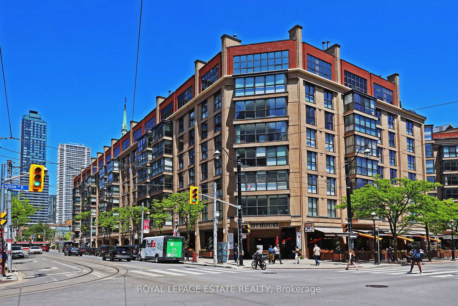 35-church-street-toronto-ontario-c13227012