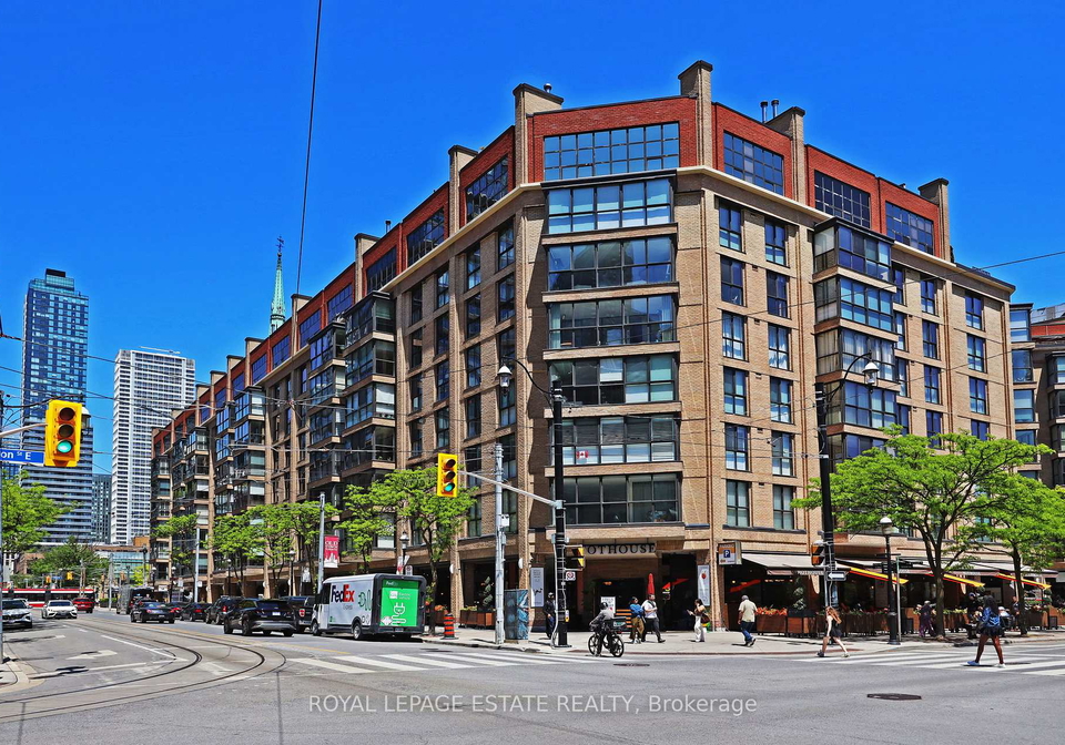 35-church-street-toronto-ontario-c13227012