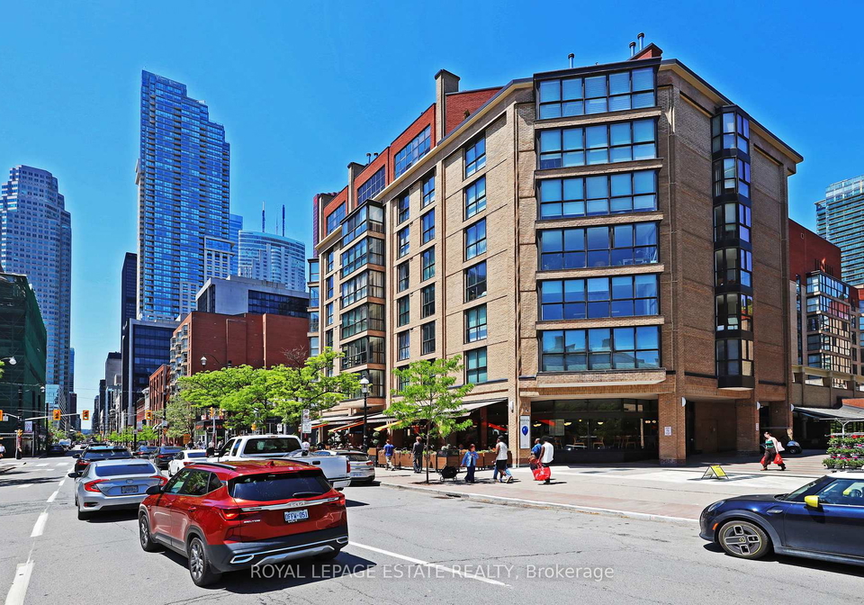 35-church-street-toronto-ontario-c13227012