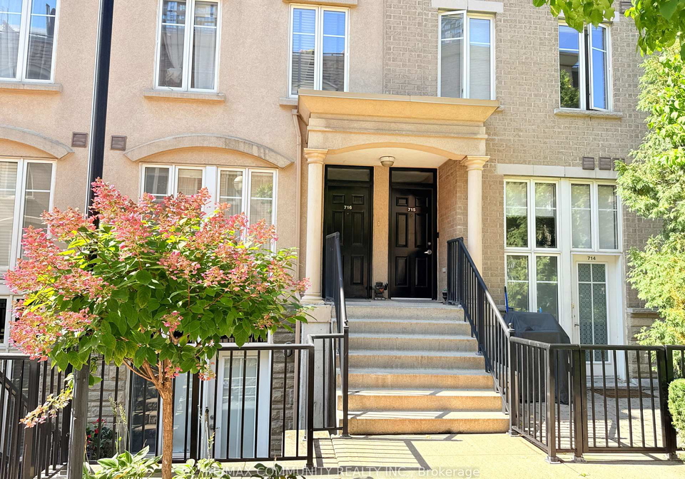 42-western-battery-road-toronto-ontario-c13227052