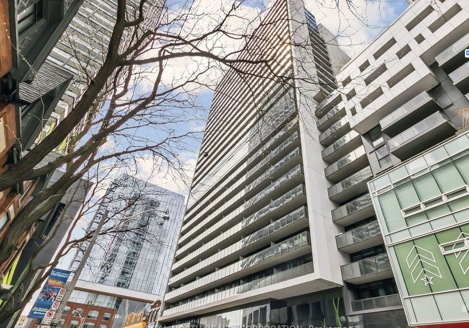 330-richmond-street-w-toronto-ontario-c13227230