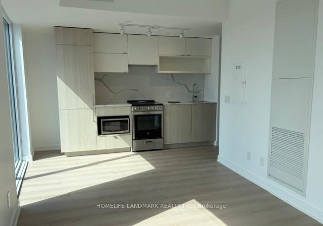 100-queen-street-e-toronto-ontario-c13227558