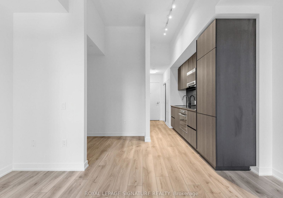 110-broadway-avenue-toronto-ontario-c13227596