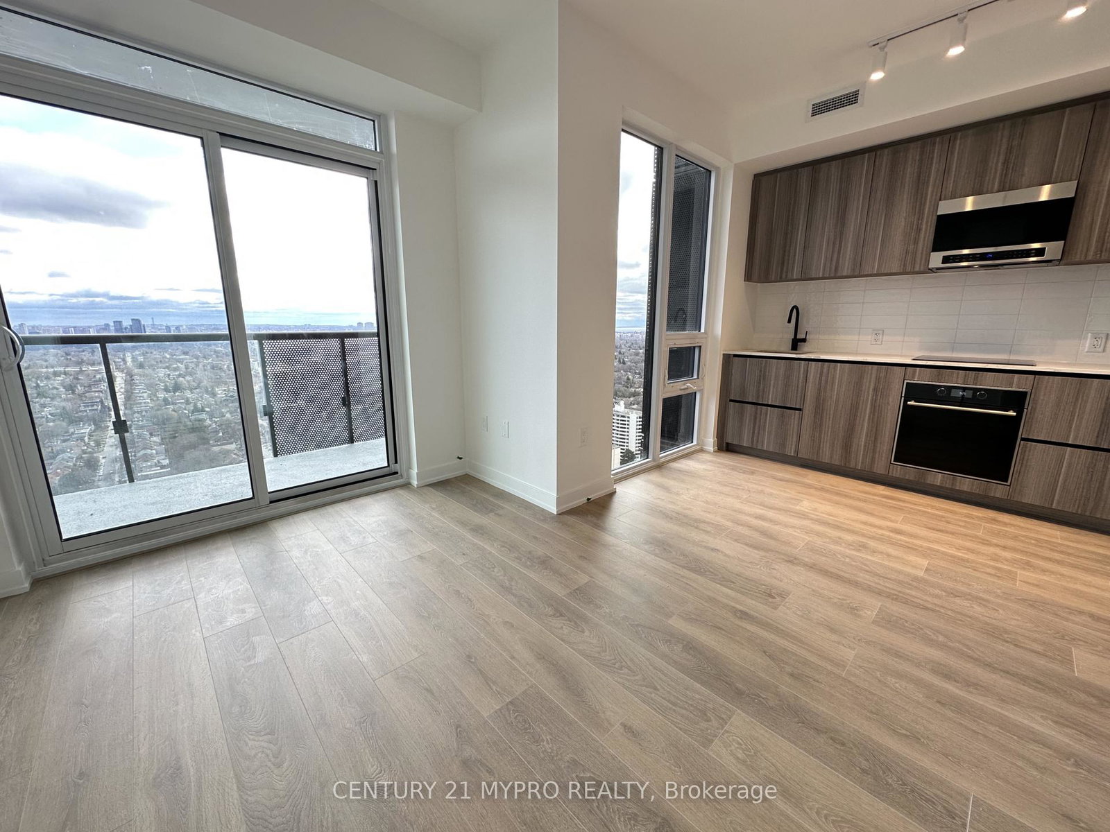 117-broadway-avenue-toronto-ontario-c13227662