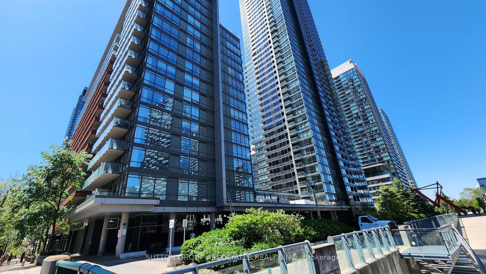 4k-spadina-avenue-toronto-ontario-c13227752