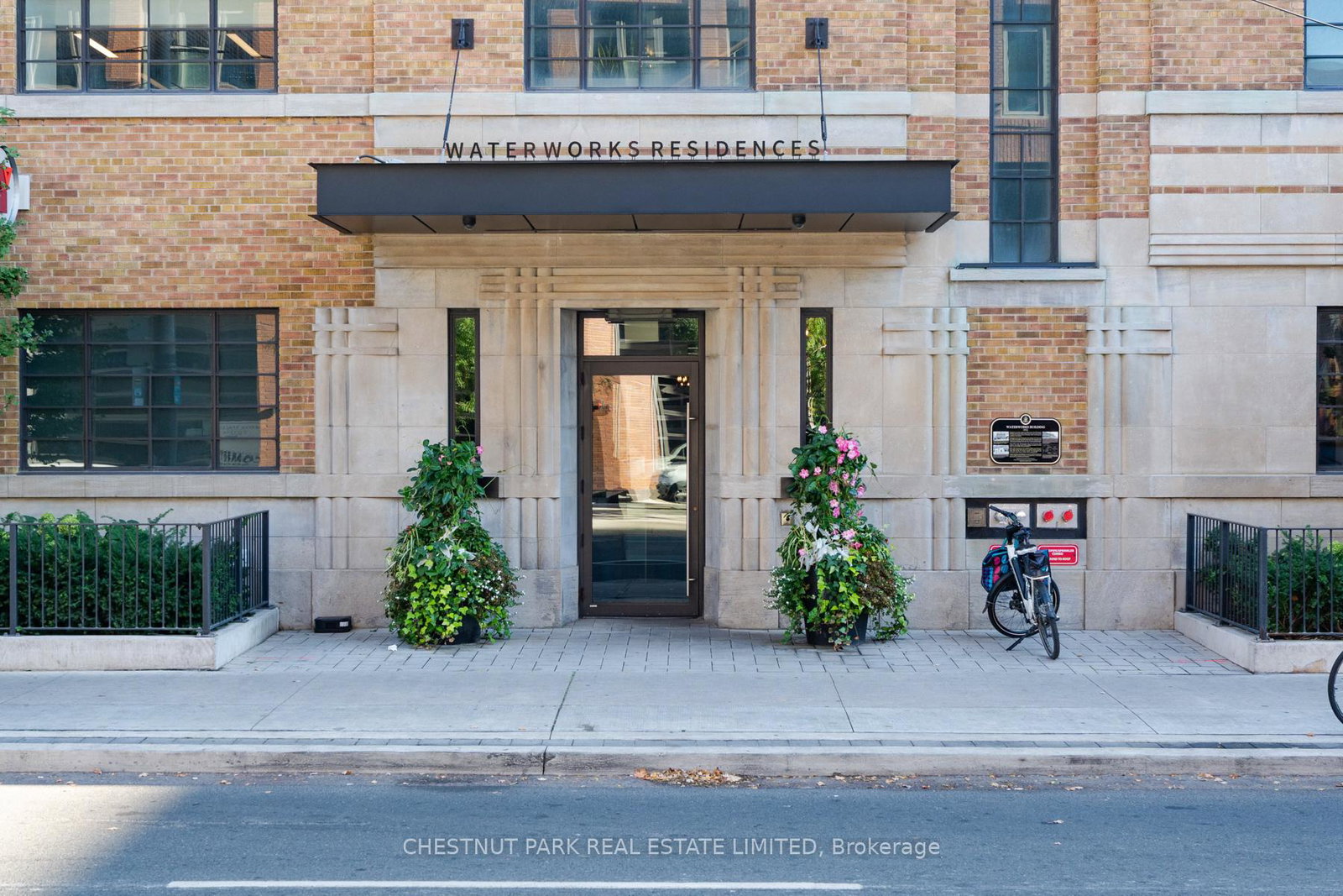 505-richmond-street-w-toronto-ontario-c13227756