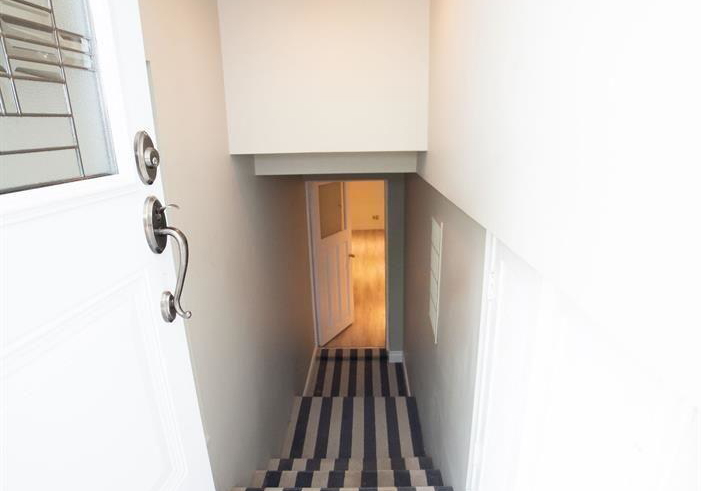 550-glencairn-avenue-toronto-ontario-c13227858