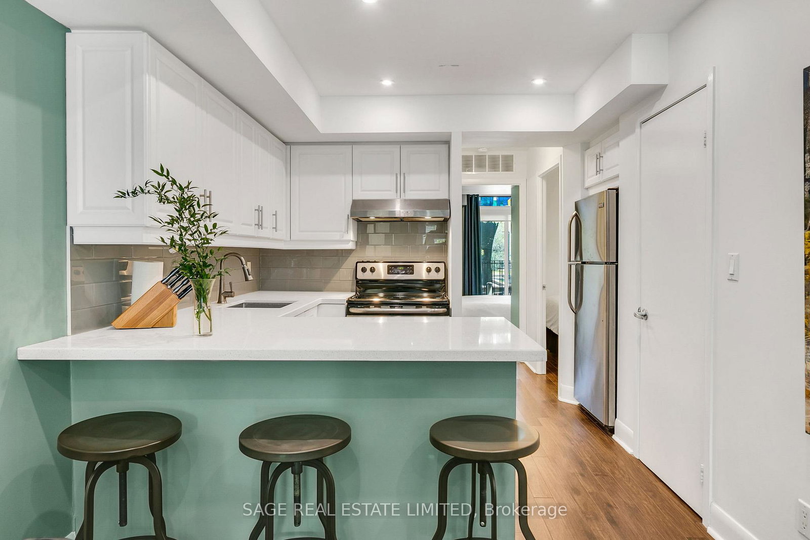 415-jarvis-street-toronto-ontario-c13228080