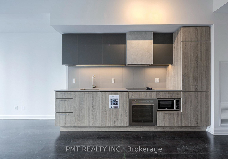 19-western-battery-road-toronto-ontario-c13228144