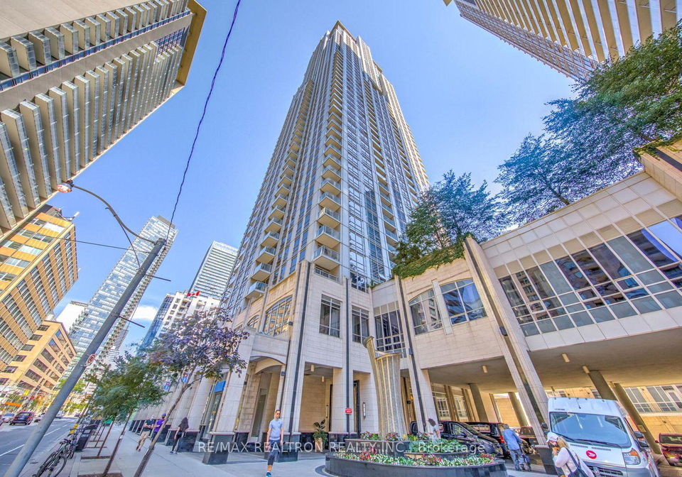761-bay-street-toronto-ontario-c13228204