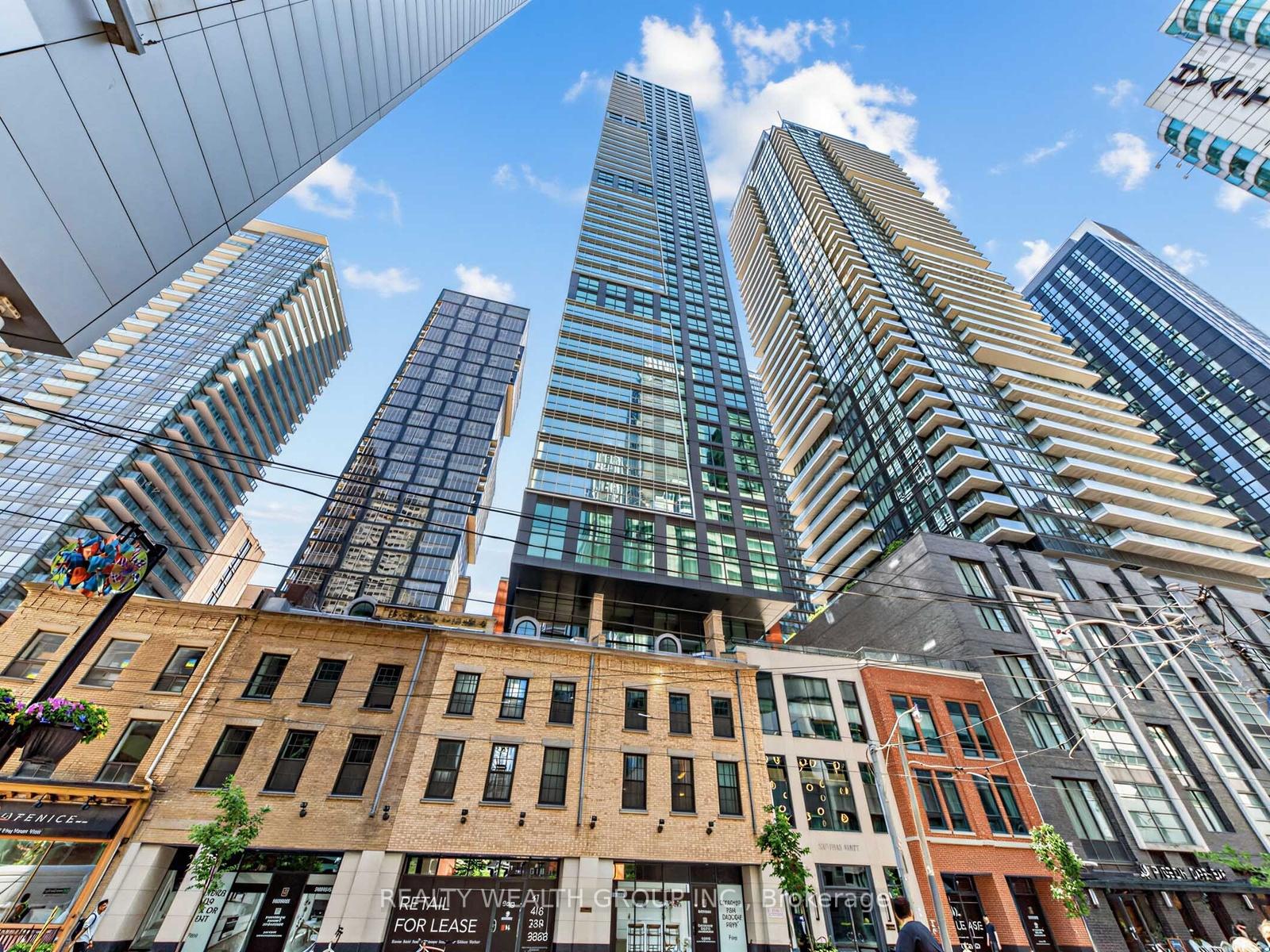 327-king-street-w-toronto-ontario-c13228248