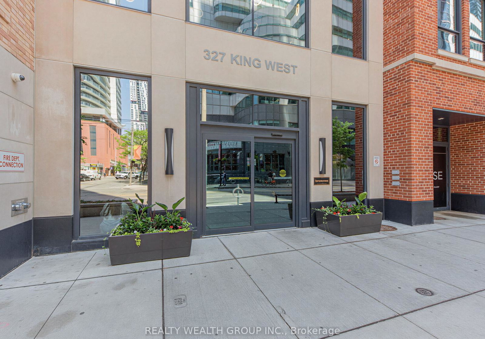 327-king-street-w-toronto-ontario-c13228248