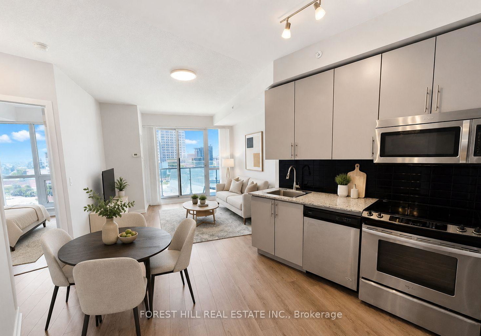 60-berwick-avenue-toronto-ontario-c13228306