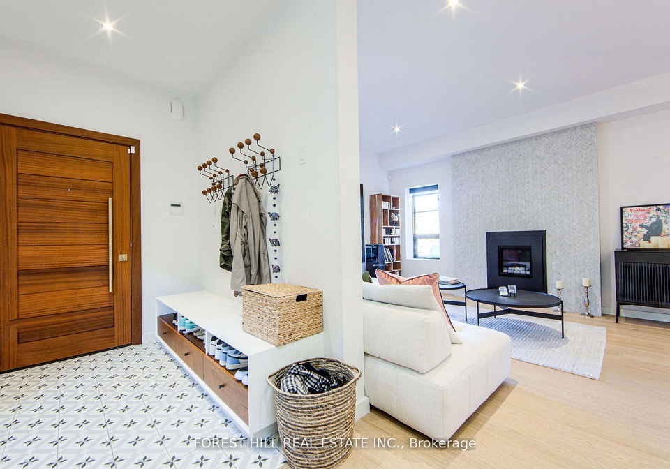257-manor-road-e-toronto-ontario-c13228316