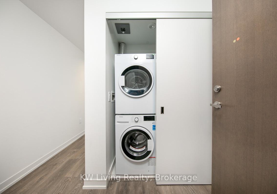 15-lower-jarvis-street-toronto-ontario-c13228414