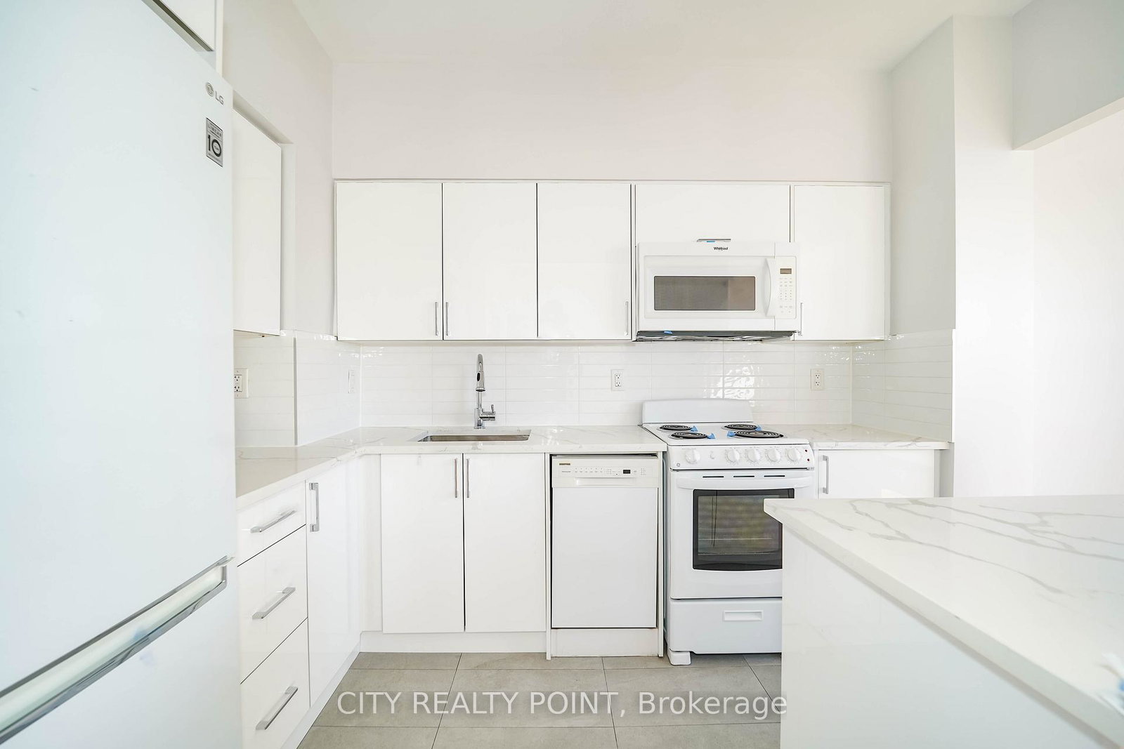490-eglinton-avenue-e-toronto-ontario-c13228506