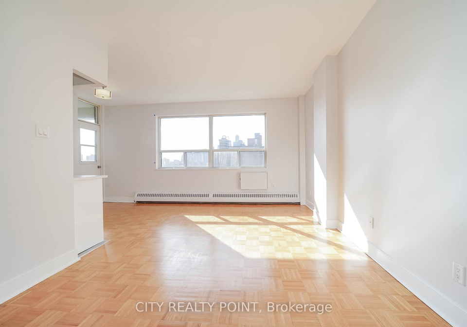 490-eglinton-avenue-e-toronto-ontario-c13228506