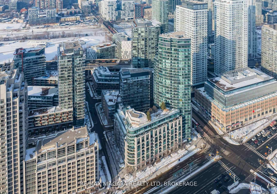 600-fleet-street-toronto-ontario-c13228726