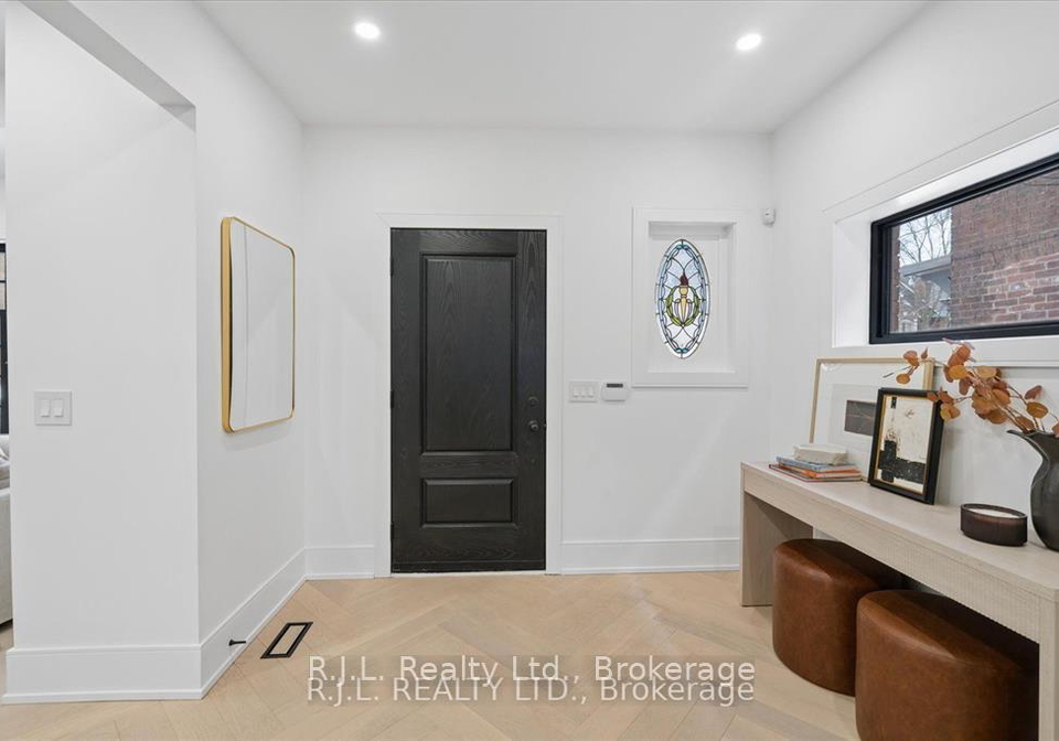 111-roxborough-drive-toronto-ontario-c13228742