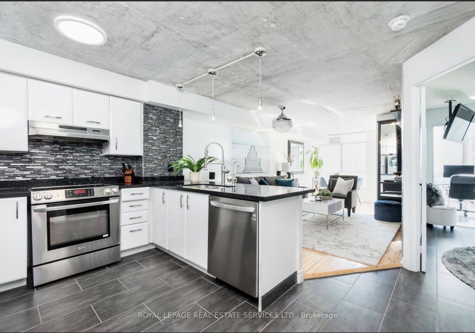 801-king-street-w-toronto-ontario-c13228816