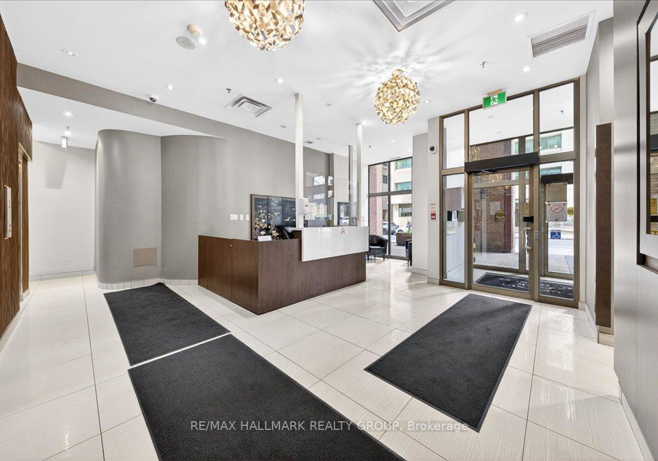55-centre-avenue-toronto-ontario-c13228842