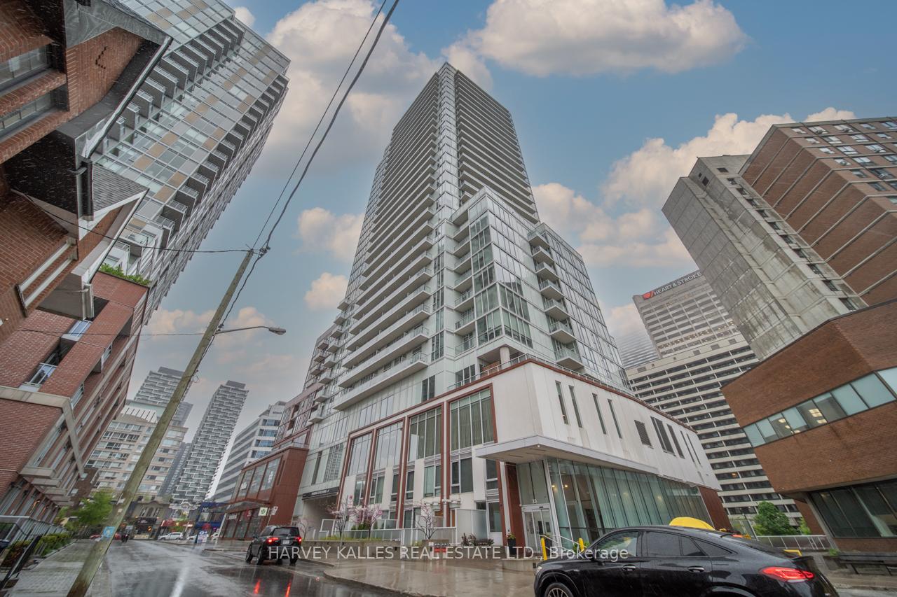 33-helendale-avenue-toronto-ontario-c13229052
