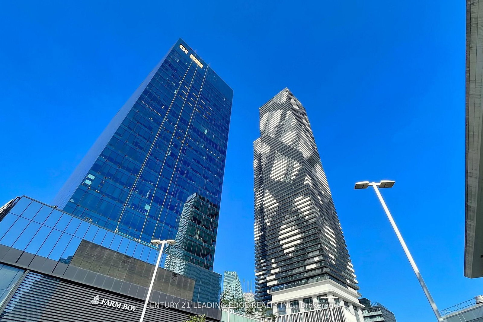 138-downes-street-toronto-ontario-c13229200