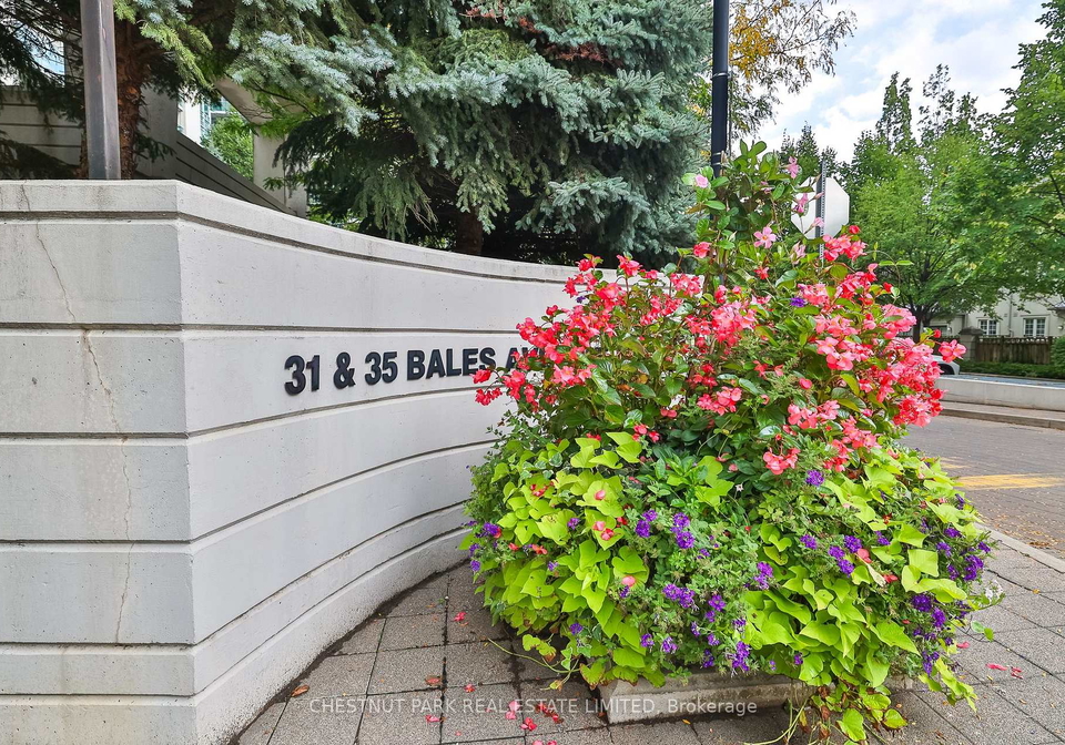 35-bales-avenue-north-york-ontario-c13229390