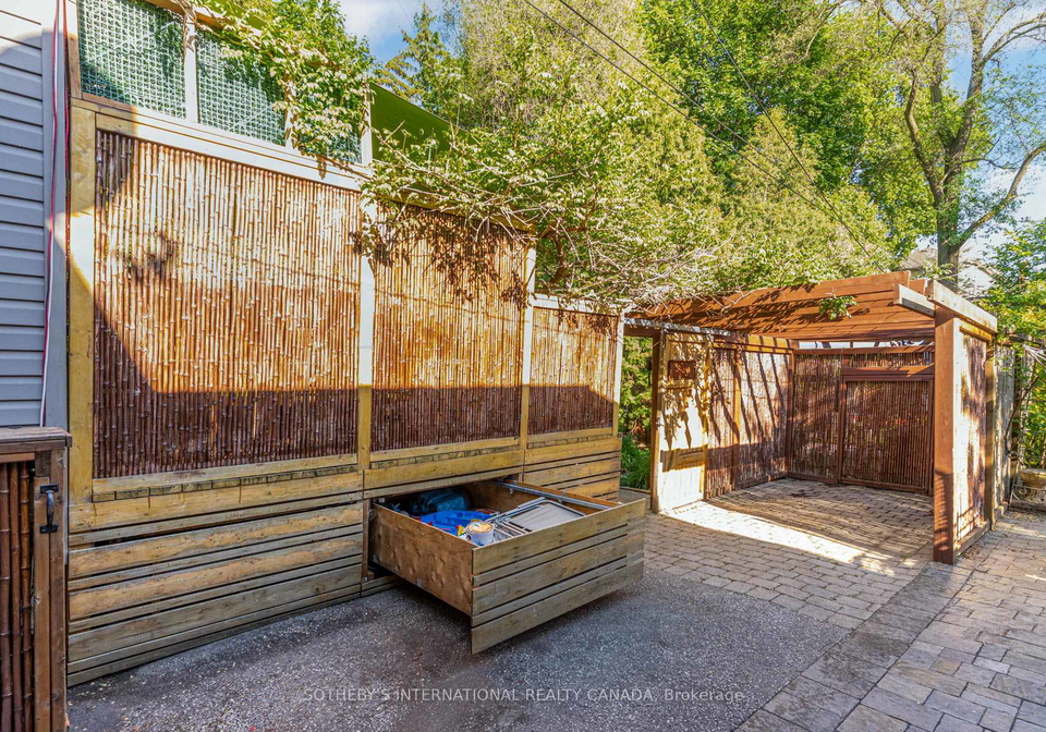 361-hillsdale-avenue-e-toronto-ontario-c13229402