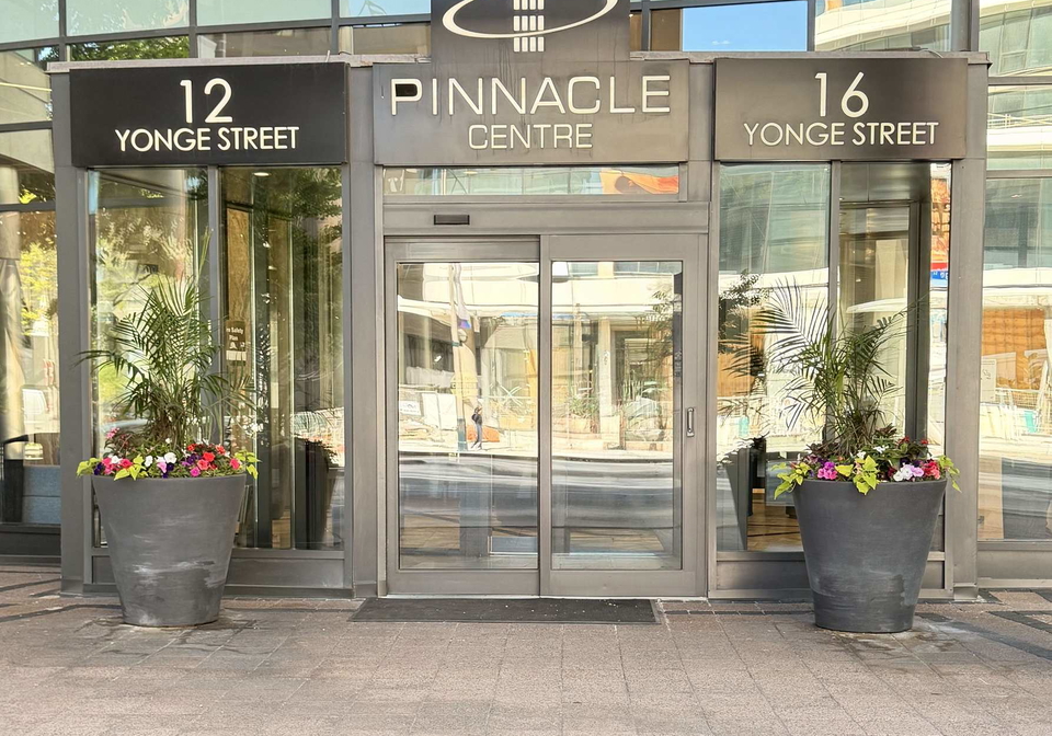 12-yonge-street-toronto-ontario-c13229466