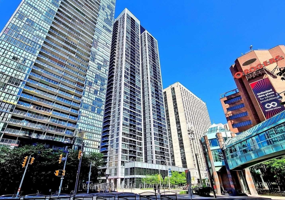 28-ted-rogers-way-toronto-ontario-c13229588