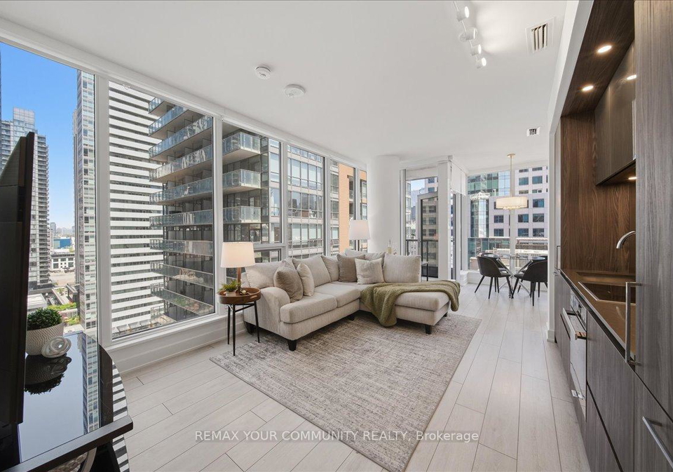 15-mercer-street-toronto-ontario-c13229784