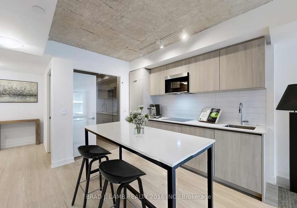 47-mutual-street-toronto-ontario-c13229832