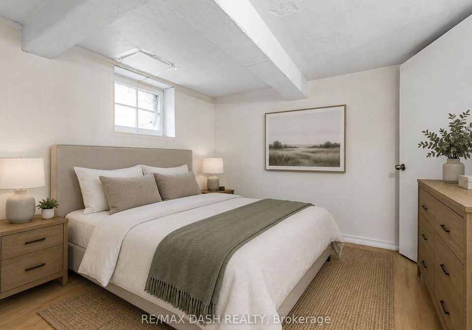 663-huron-street-toronto-ontario-c13229874