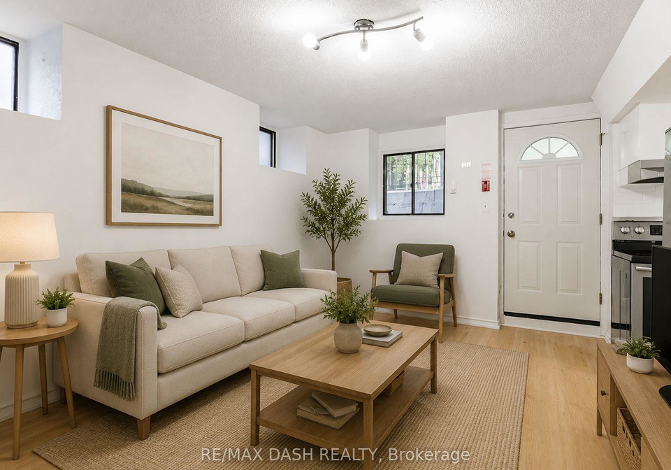 663-huron-street-toronto-ontario-c13229874
