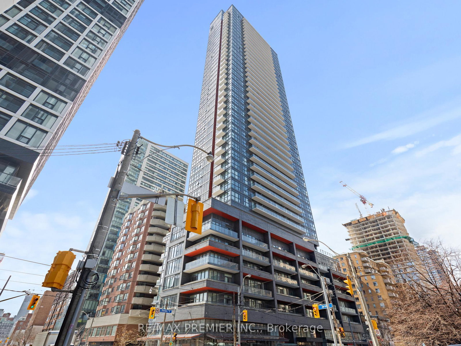 159-dundas-street-e-toronto-ontario-c13230158