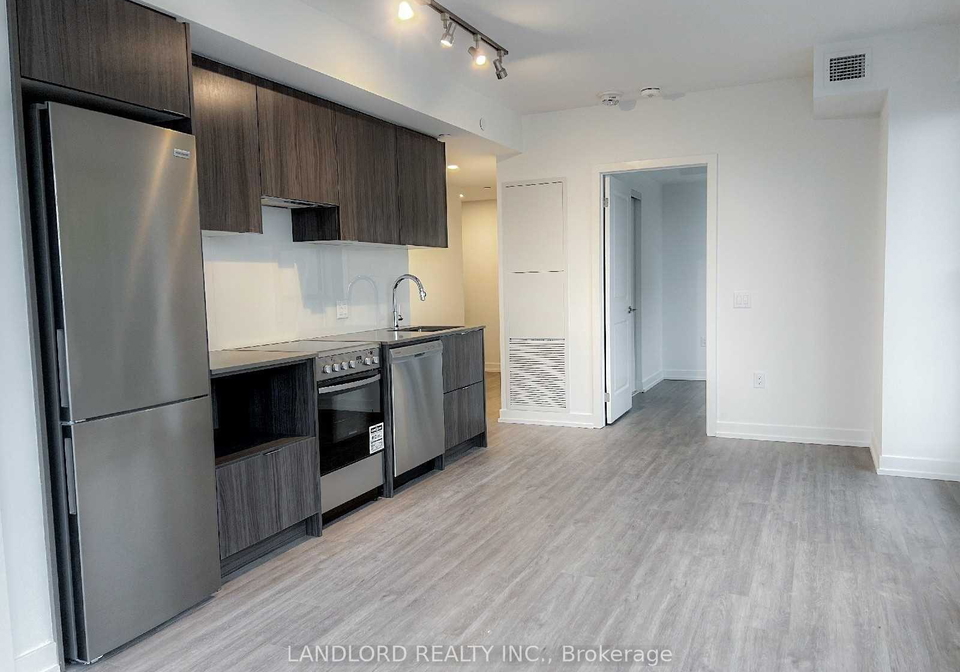 395-bloor-street-e-toronto-ontario-c13230278