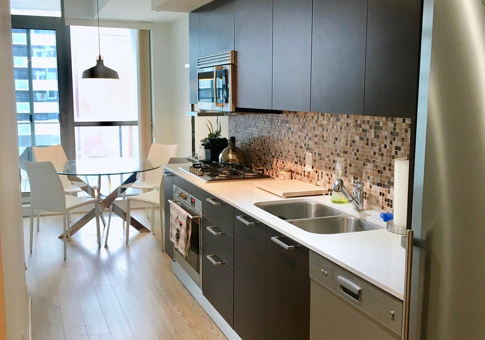 375-king-street-w-toronto-ontario-c13230322