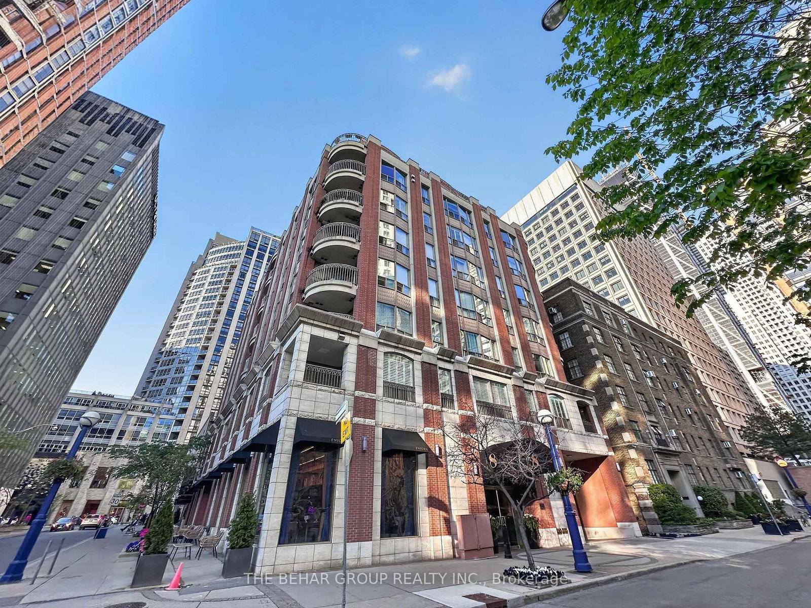 8-sultan-street-toronto-ontario-c13230388