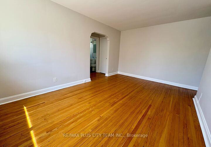 3835-bathurst-street-toronto-ontario-c13230498