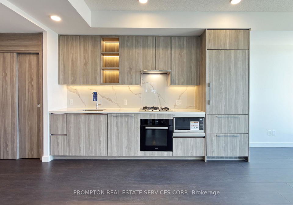 68-esther-shiner-boulevard-north-york-ontario-c13230518